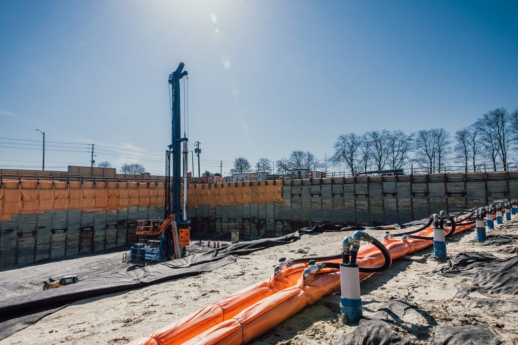 Drill rigs and wellpoints on site